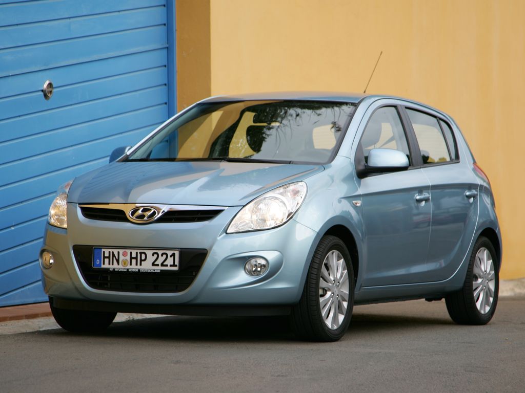 Hyundai i20 LPG (2010) AUTOmativ.de Das Auto Magazin