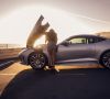 Lorena und der Jaguar F-Type