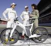 Smart E-Bike: Schumacher und Rosberg fahren das neue E-Bike