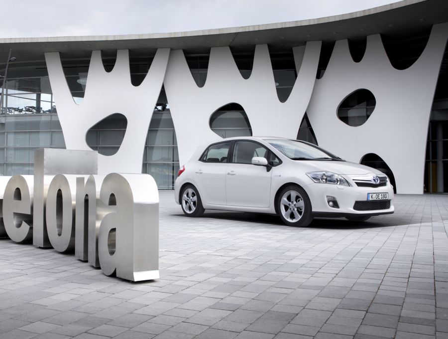 Verkaufsstart Toyota Auris Hybrid Ab Einem Preis Von 22950 Euro
