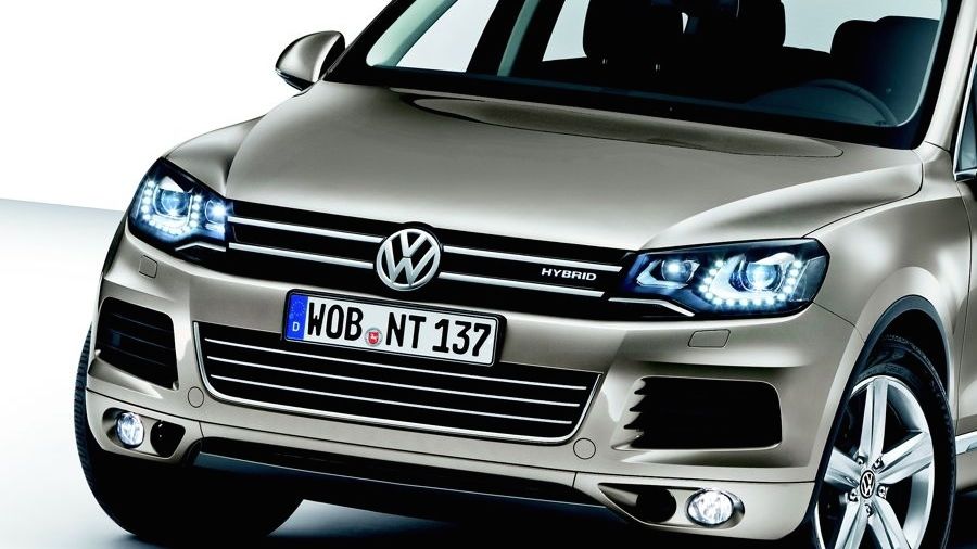 VW Touareg Hybrid (2010)