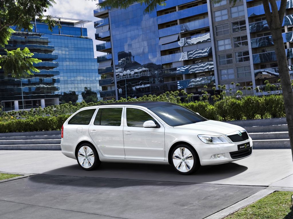 Elektroauto Test: Der Skoda Octavia Green E-Line startet in Tschechien