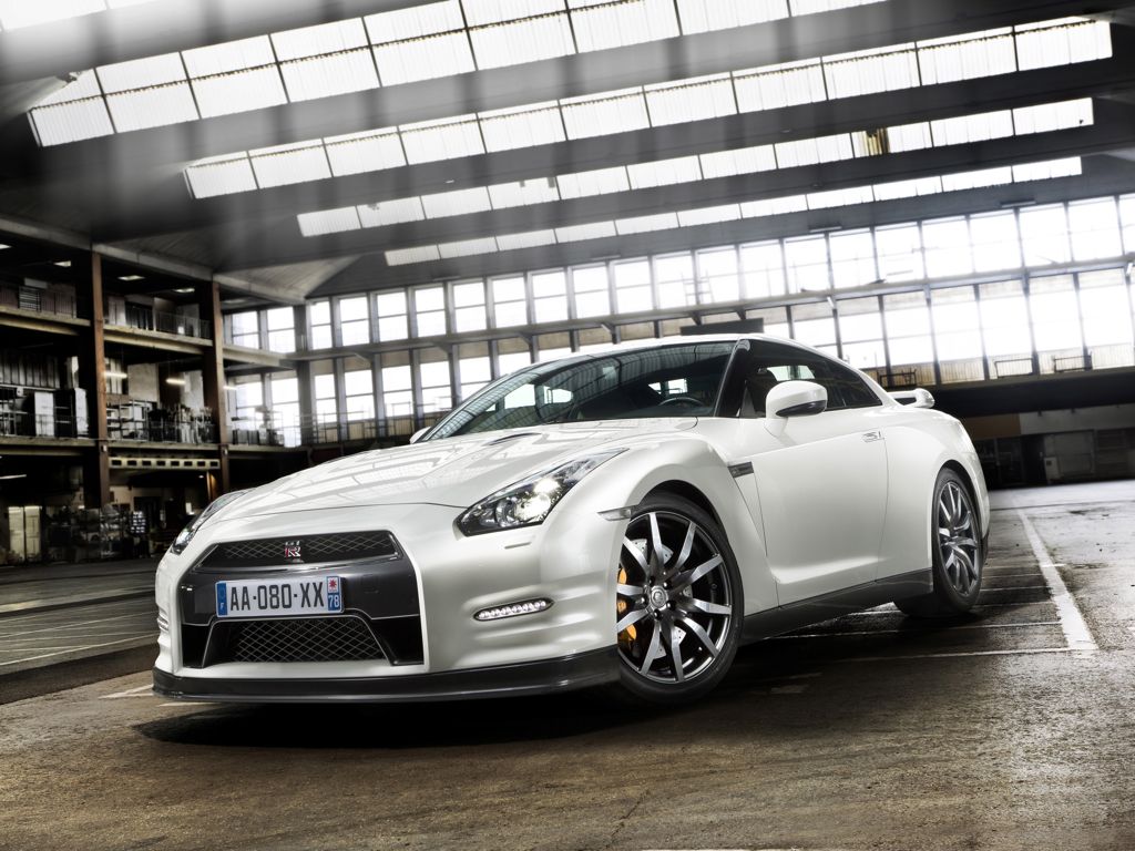 Nissan GT-R (2012)