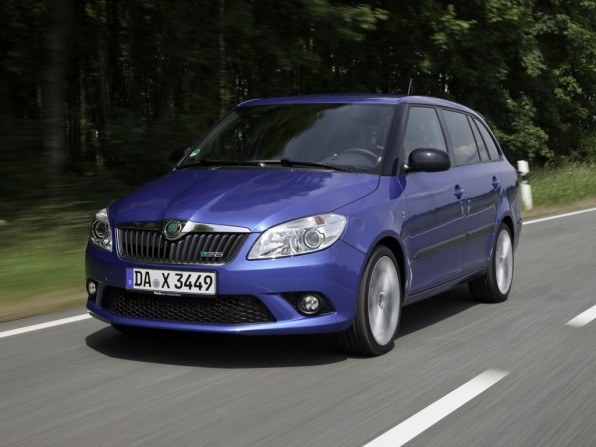 skoda fabia rs mj 2012 img 3 596x447 - Skoda Fabia RS (2012)