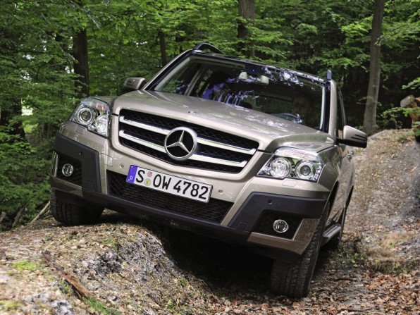 mercedes glk mj2012 img 1 596x447 - Mercedes GLK (2012)