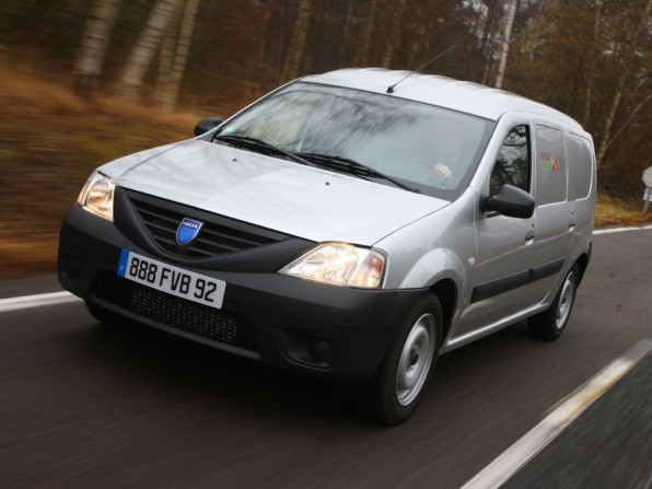 dacia duster mj2012 img 01 596x447 - Dacia Logan (2012)