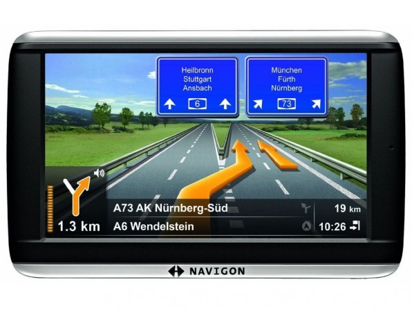 navigon 42 plus img 1 596x447 - NAVIGON 42 Plus - Kompaktes Navi mit reizvollen Zusatzfunktionen