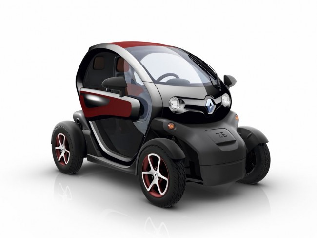 renault twizy mj2012 img 2 650x487 - Porsche 911 Targa 4S (2011)