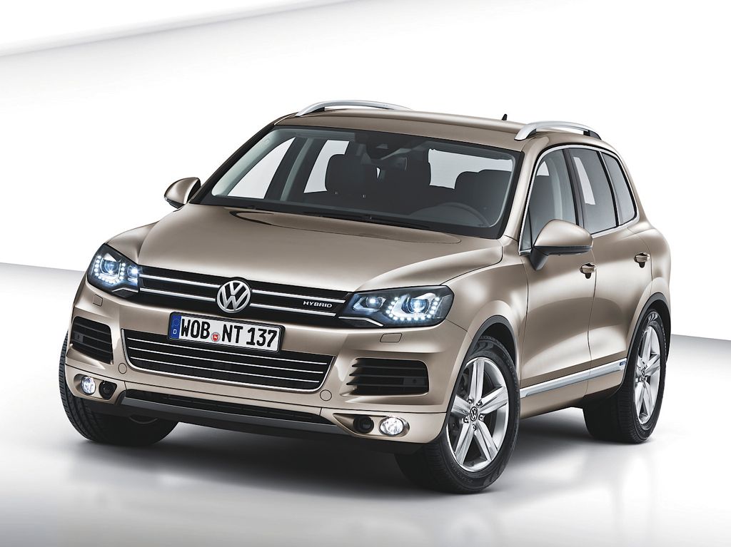 VW Touareg Hybrid (2012)