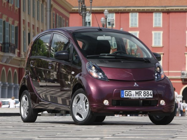 mitsubishi i miev mj2012 img 01 596x447 - Mitsubishi i-MiEV (2012)