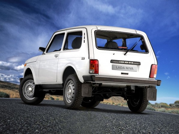 lada niva mj2012 img 2 596x447 - Klarstellung: Lada Niva wird weiter gebaut