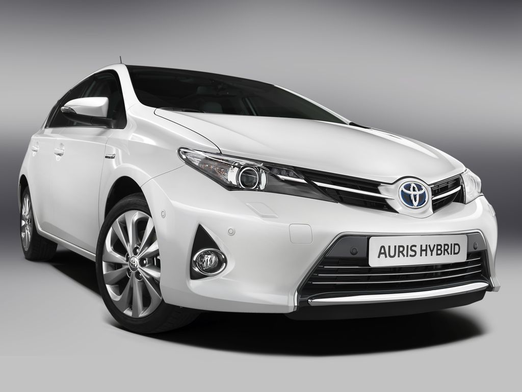 Paris 2012: Neuer Toyota Auris 2013 feiert Weltpremiere