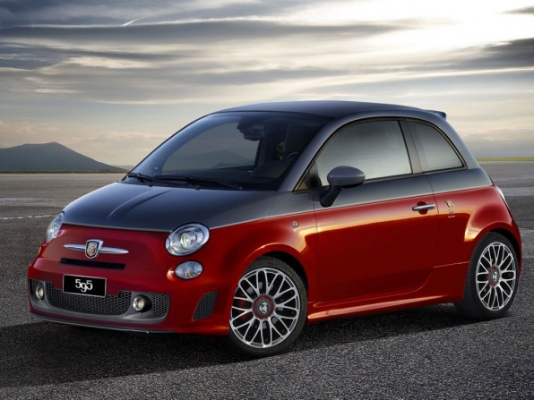 abarth 595 mj2012 img 2 596x447 - Abarth 595 Preis: Neues Model beginnt bei 21.850 Euro