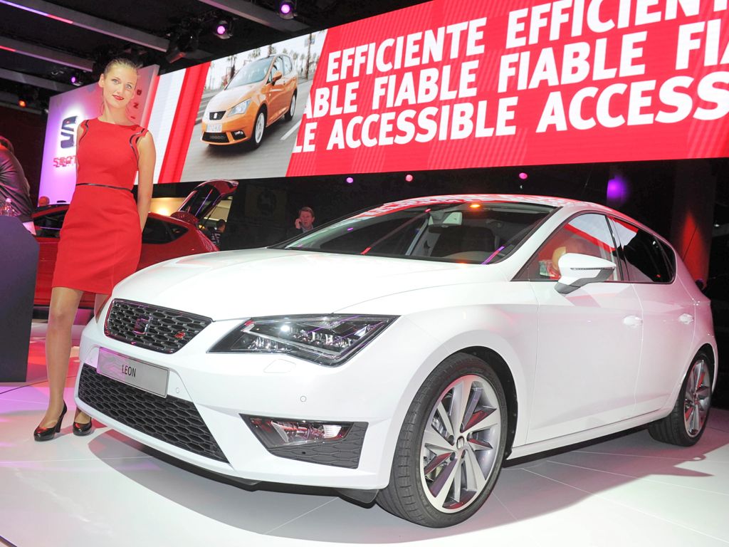 Der neue Seat Leon auf dem Autosalon 2012 in Paris