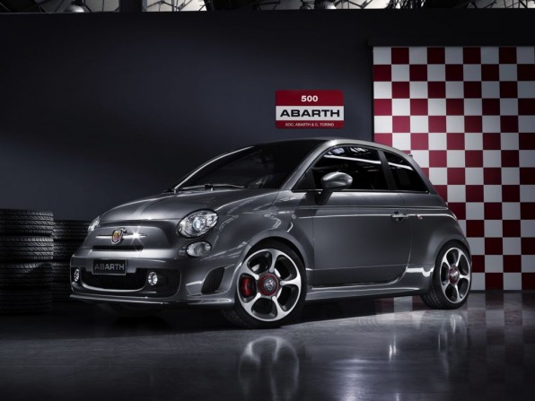 abarth 500 mj2013 img 1 596x447 - Abarth 500 (2013)