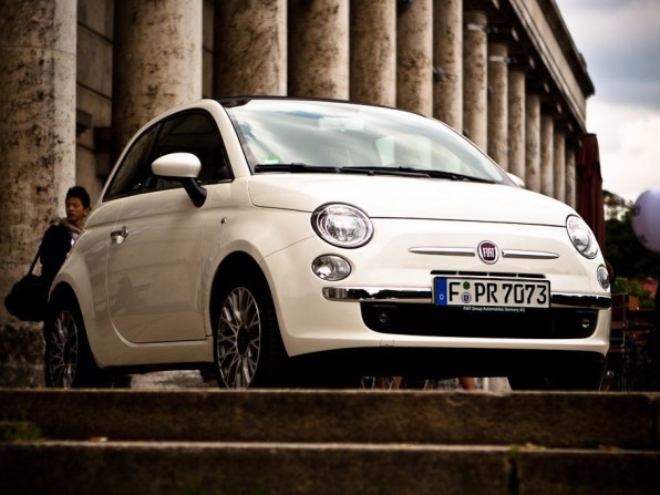 fiat 500 mj2012 img1 596x447 - Erfolgsgeschichte: Fiat 500 mehr als eine Millionen Mal produziert