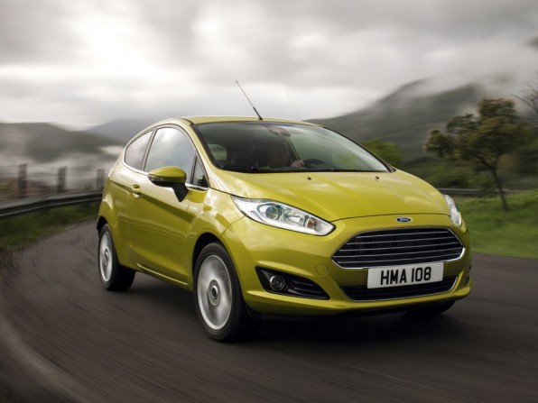 ford fiesta facelift mj2013 img 1 596x447 - So sieht der neue Ford Fiesta aus: Das Facelift kommt 2013 auf den Markt