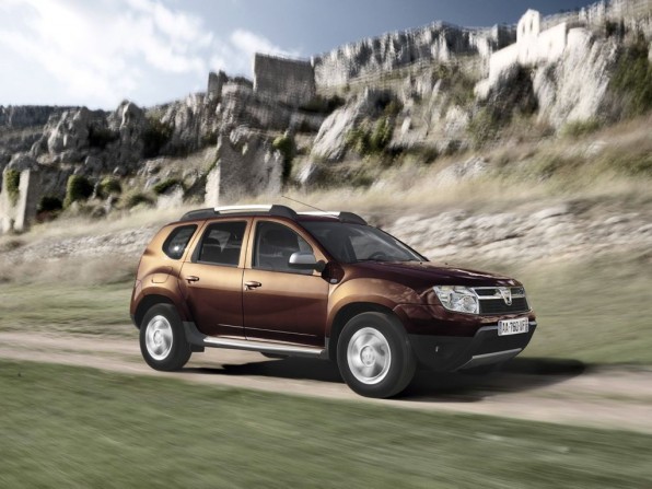 dacia duster mj2012 img 2 596x447 - Dacia Duster wird billiger: Preissenkung um bis zu 500 Euro