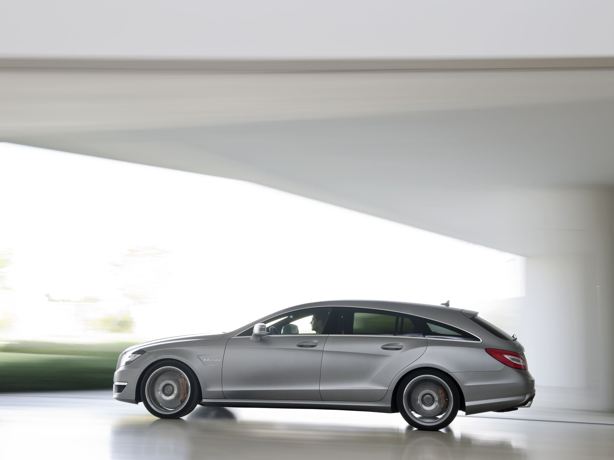 mercedes cls shooting brake mj2013 img 43 - Mercedes-Benz CLS Shooting Brake (2013)