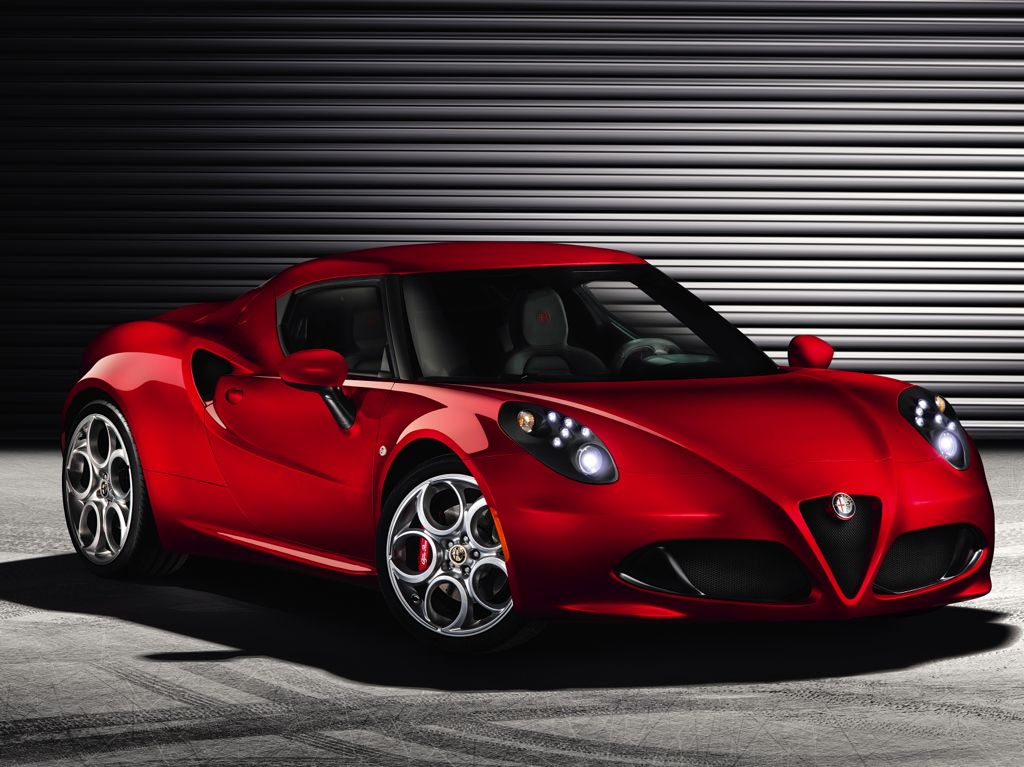 alfa romeo 4c mj 2013 img 1 - Alfa Romeo 4C: Der kleine Flitzer soll dieses Jahr auf den Markt kommen