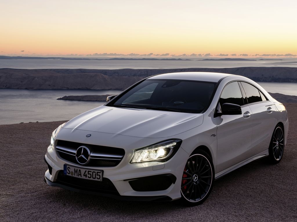 Mercedes-Benz CLA 45 AMG (2013)