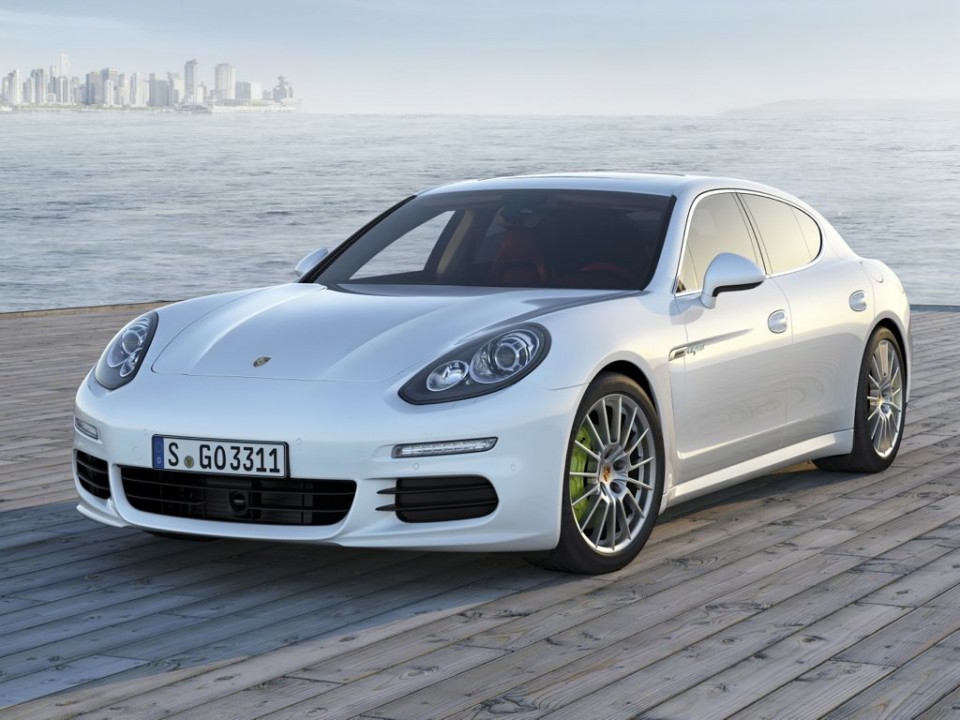 porsche panamera s e hybrid mj2013 img 1 960x720 - Porsche Panamera S E-Hybrid (2013)