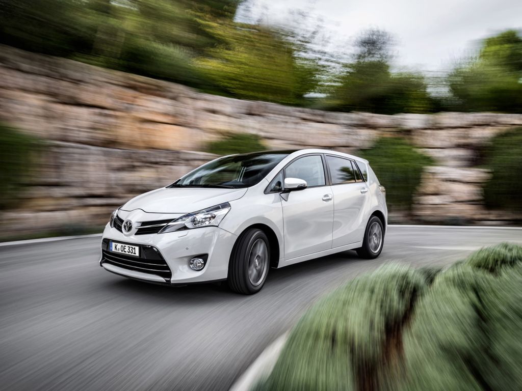 Toyota Verso Facelift (2013)