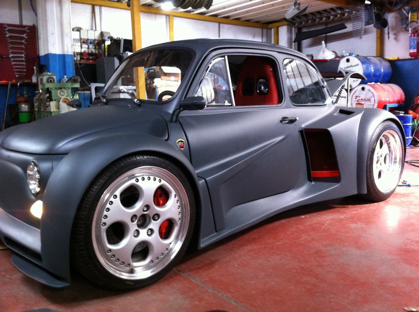 fiat 500 oemmedi meccanica - Aufgemotzter Fiat 500 bringt 580 PS dank Lamborghini Motor auf die Straße