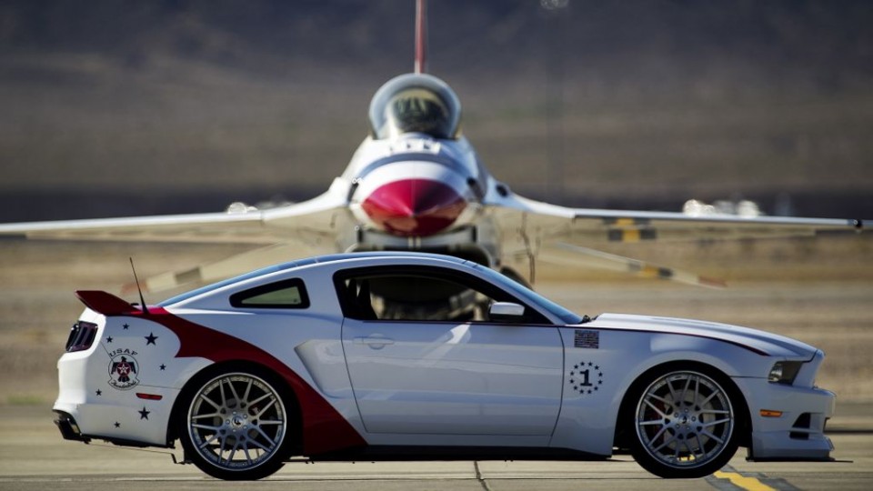 ford mustang gt airforce edition img 3 960x540 - Ford Mustang GT "U.S. Air Force Thunderbirds Edition 2014"