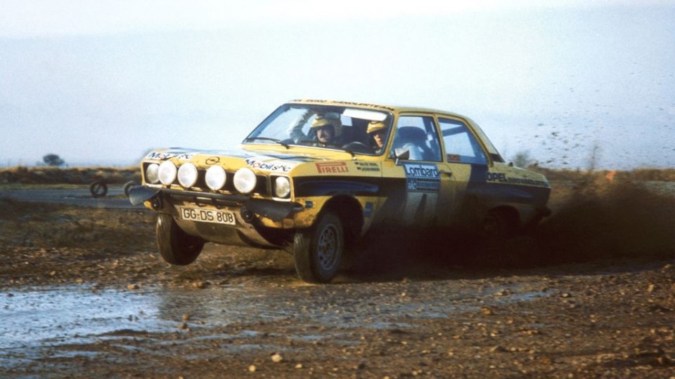 historische opel rally fahrzeuge 2 960x540 - ADAC Eifel Rallye Festival : Walter Röhrl im Opel Ascona 400 unterwegs