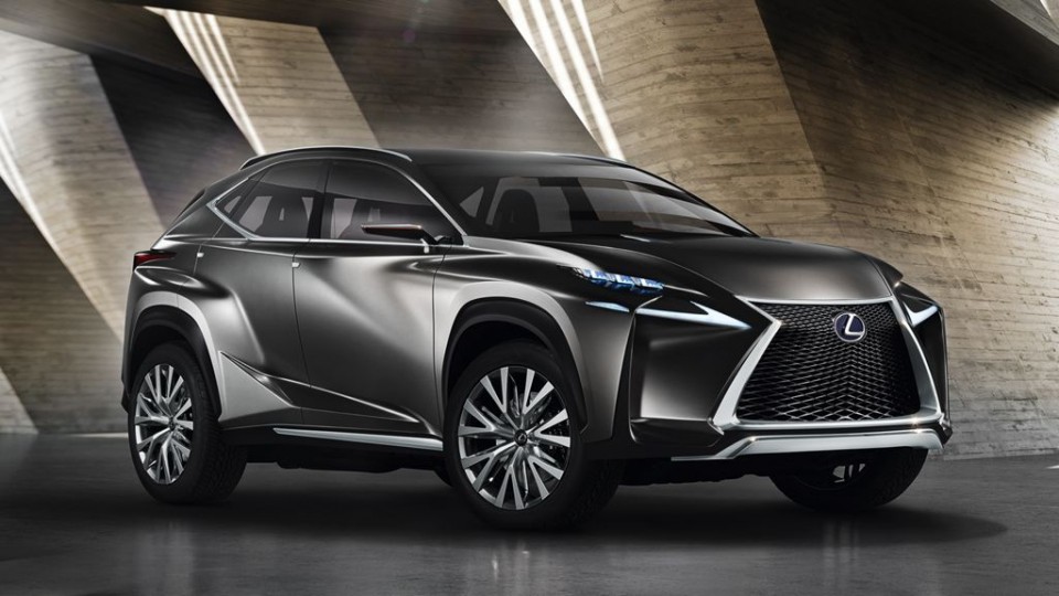 lexus lf nx iaa 2013 img 1 960x540 - IAA 2013: Erste Bilder, so sieht die neue Studie Lexus LF-NX aus