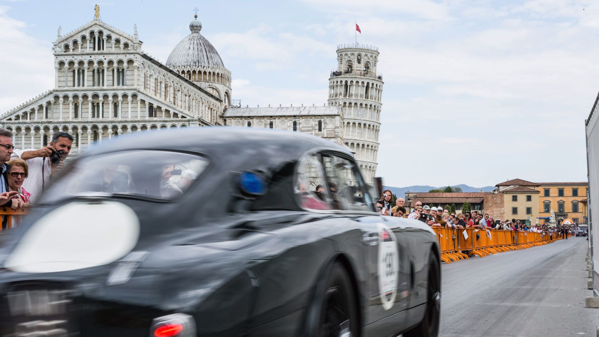 Mille Miglia 2014: Wie die 1000 Meilen wirklich sind und warum Jay Leno im Liegen fährt