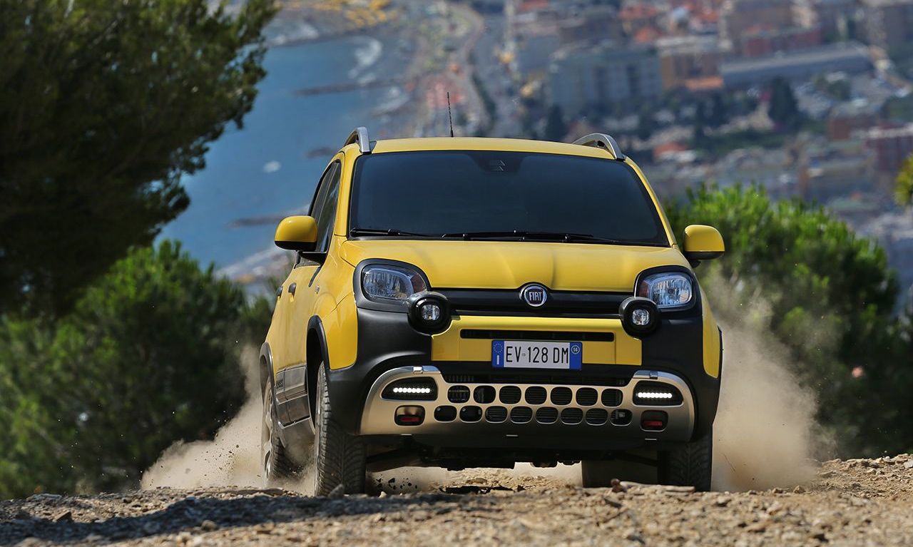 Fiat Panda Cross 6 - Mercedes AMG GT: mit 510 PS und einem kräftigen V8-Sound!