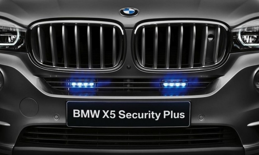 BMW X5 Security Plus 4 826x495 - BMW X5 Security Plus Panzerung: Keine Angst vor der AK-47!