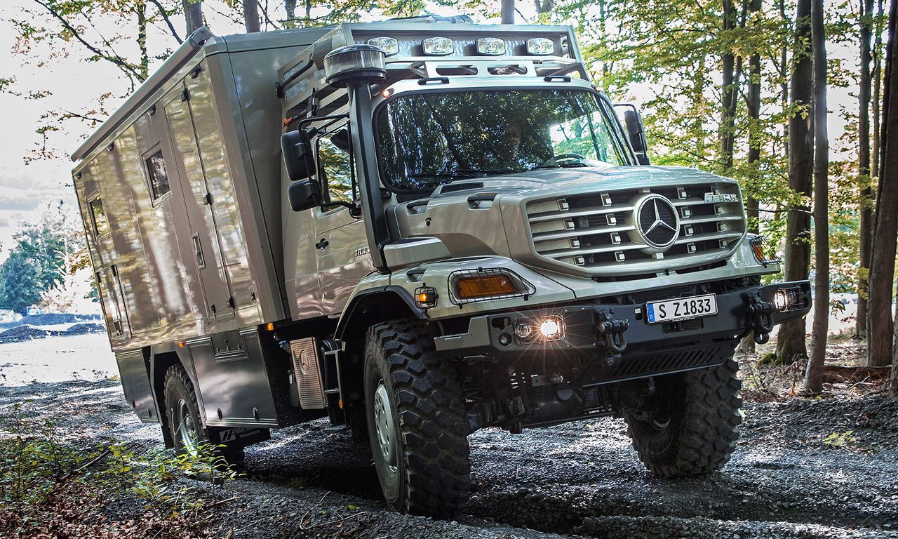 Mercedes Zetros: Der mit dem Stern campt.