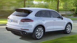 porsche cayenne s e hybrid mj2014 img 1 320x180 - Porsche Cayenne S E-Hybrid (ab 2014)