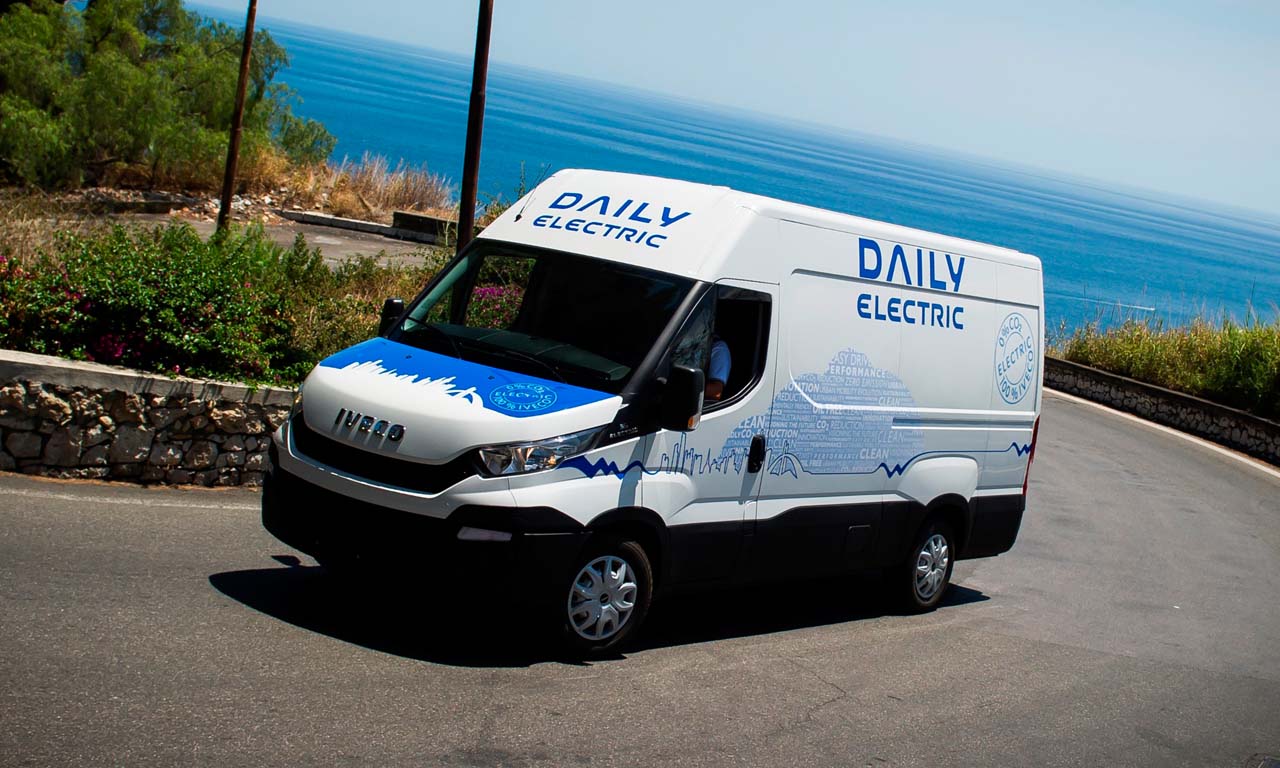 Iveco Daily Electric: Lautloser Packesel mit größerer Reichweite.