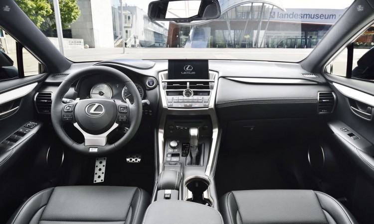 Lexus NX 2015 12 750x450 - Lexus NX: Japanischer Kanten- und Faltenluxus unter 40.000 Euro.