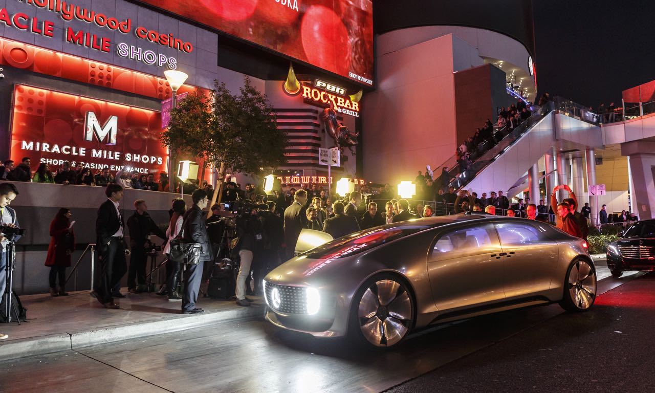 World premiere of the Mercedes-Benz F 015 Luxury in Motion at the CES, Las Vegas 2015Weltpremiere des Mercedes-Benz F 015 Luxury in Motion auf der CES, Las Vegas 2015