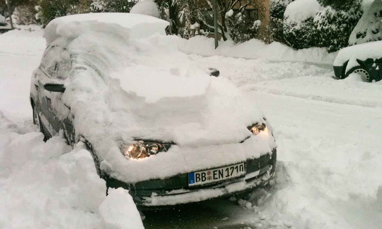 Zehn absurde Wintermythen, die ein für alle mal beseitigt werden müssen. @   - Das Auto Magazin