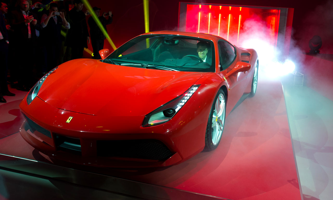 Genf 2015: Der Ferrari 488 GTB fährt jetzt mit Turbo-Power.