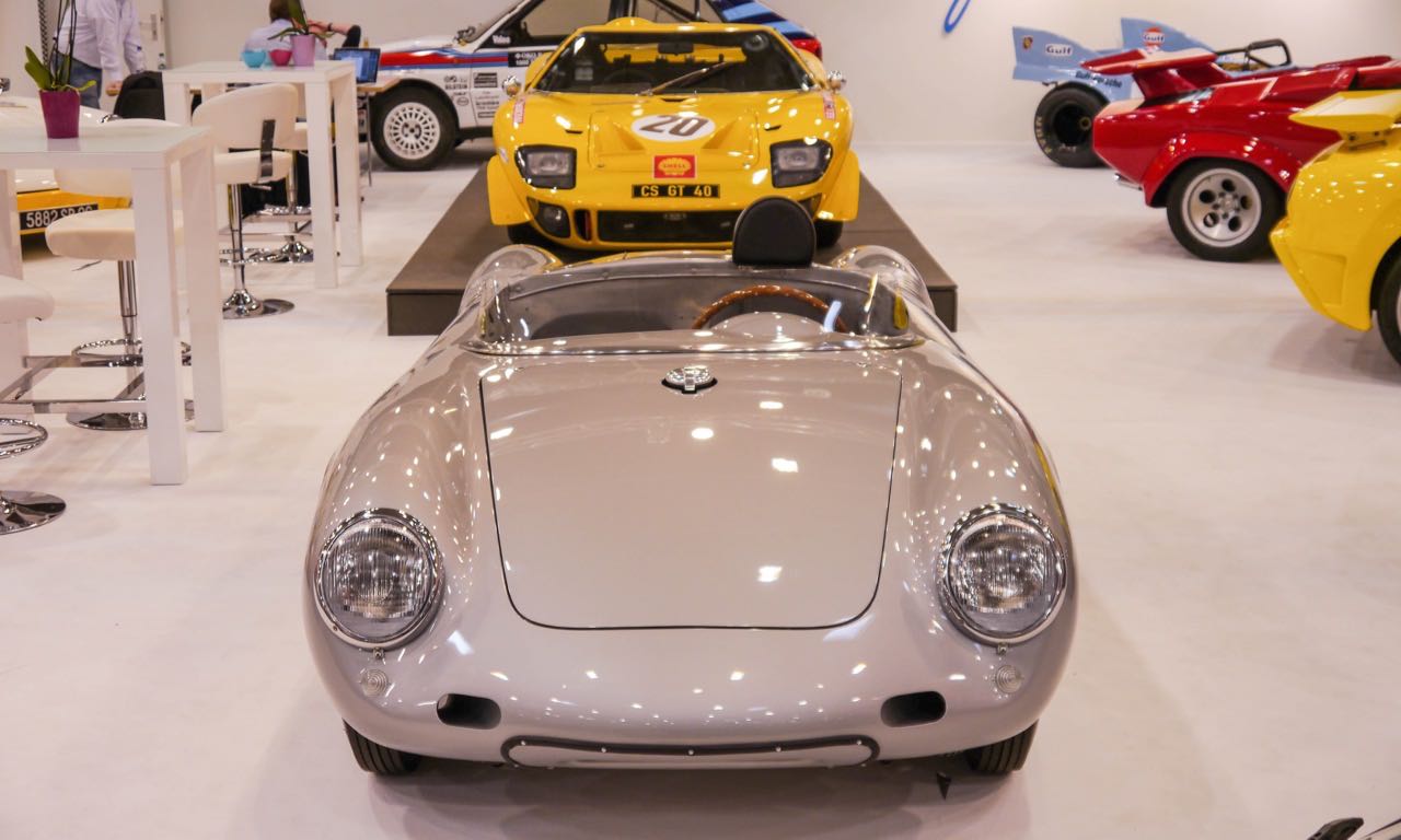 Techno Classica 2015: Begeisternde Automobilgeschichte zu Top-Preisen.