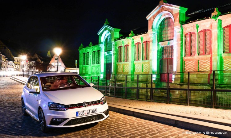 P1150220 750x450 - Fahrbericht VW Polo GTI: Nachtfahrt durch die bunten Straßen von Colmar.