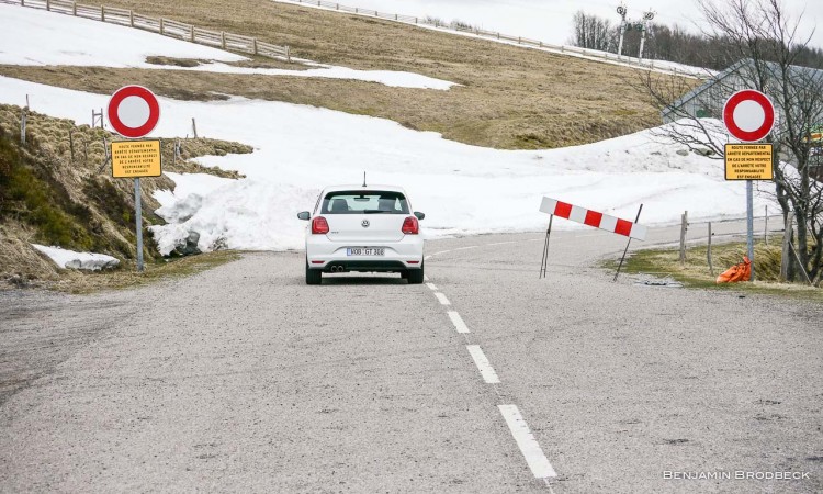 P1150355 750x450 - Fahrbericht VW Polo GTI: Nachtfahrt durch die bunten Straßen von Colmar.