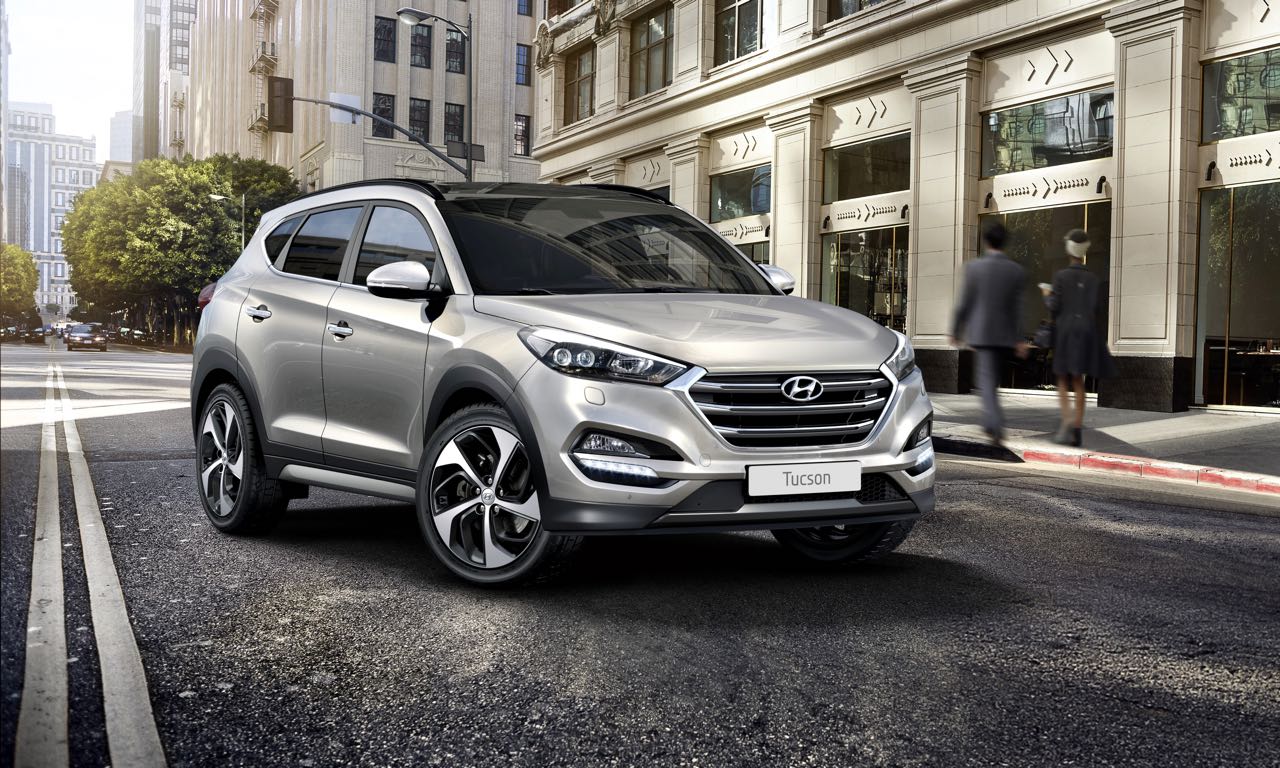 Vom 10. Juni bis 11. Juli 2015 gibt es die Einführungs-Edition des neuen Hyundai Tucson als limitiertes Sondermodell zu einem Preis ab 31.400 Euro in vier verschiedenen Varianten.