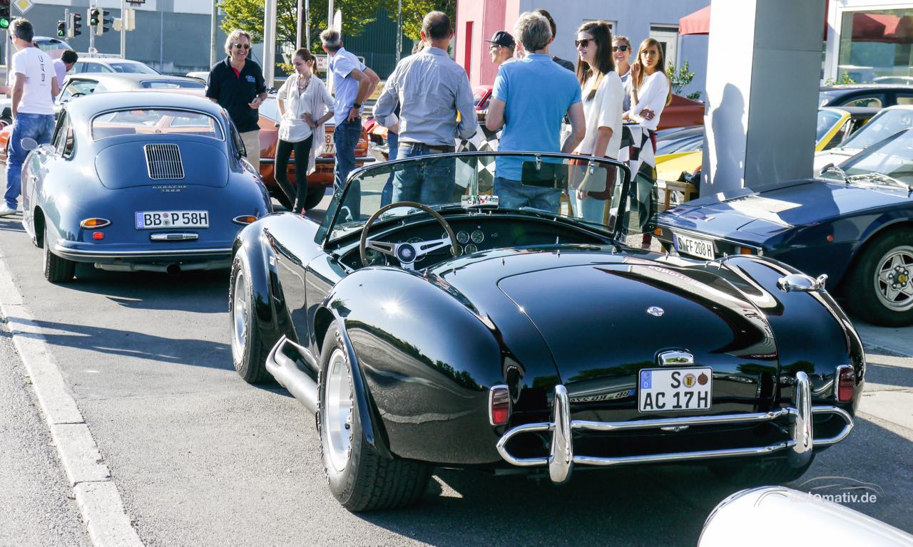 Cars and Coffee in Stuttgart Porsche 911 Ferrari Maserati Cobra Dodge Challenger VW