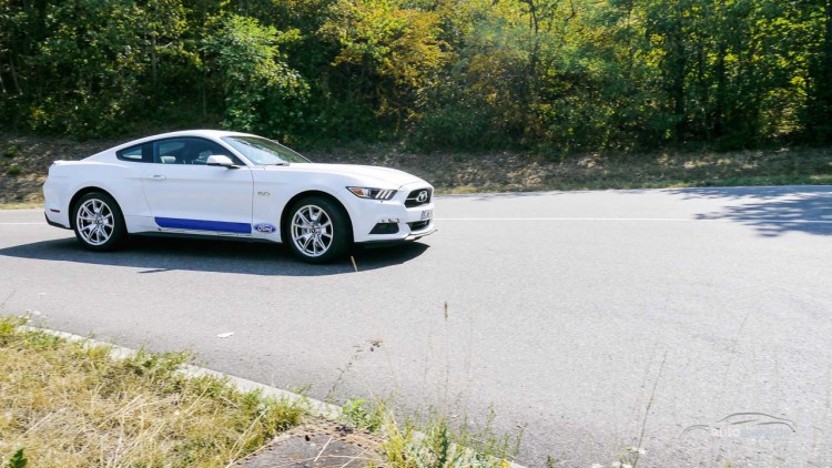 Der neue Ford Mustang GT im Fahrtest 11 750x422 - Ford Mustang GT: Power-Schaukel mit schwachem Sound.