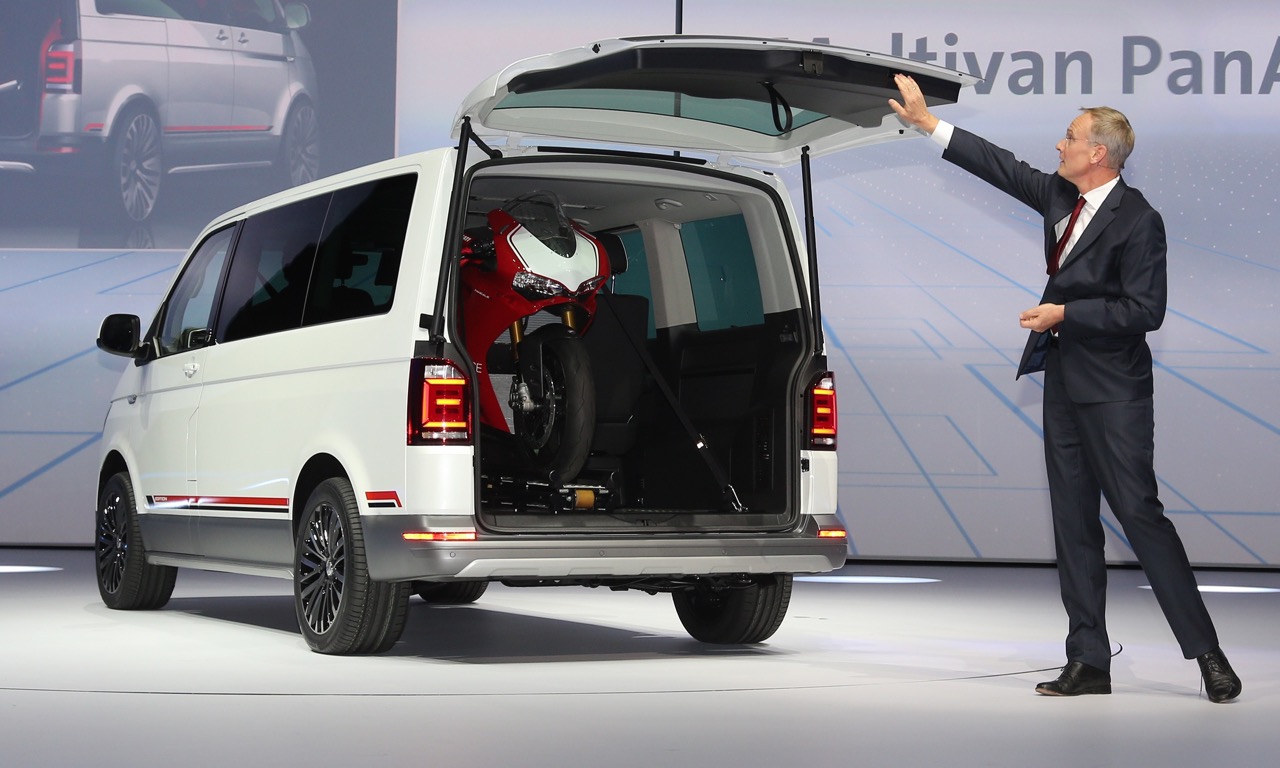 VW T6 Multivan PanAmericana Studie auf der IAA 2015