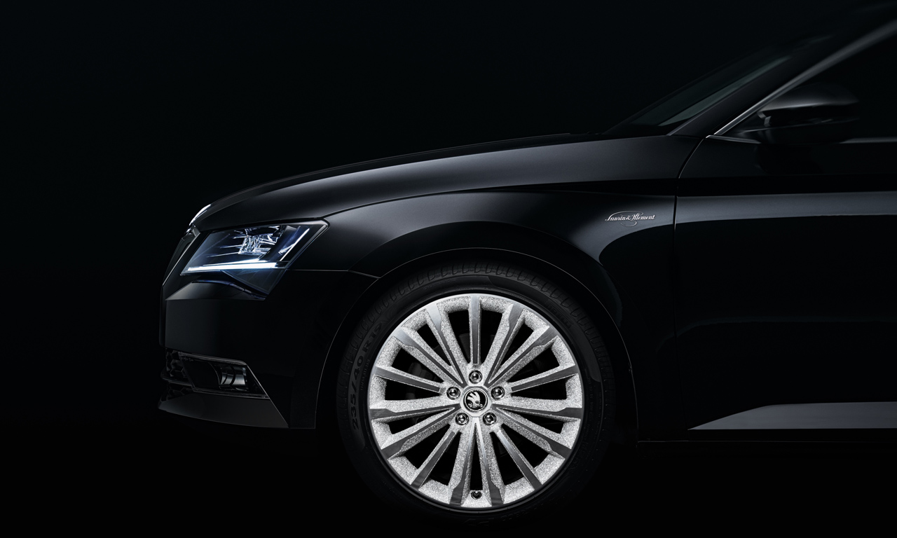 Skoda Superb Black Crystal: Den Sternen zum Greifen nah