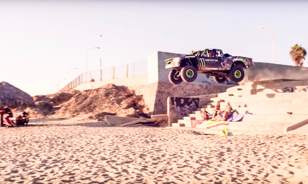 Recoil: Gymkhana, nur Offroad – Wald oder Strand!